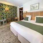 Le Mouillage Hotel 4*