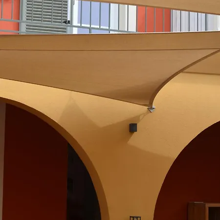 Le Mouillage فندق سان تروبيه