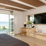 Le Mouillage Hotel 4*