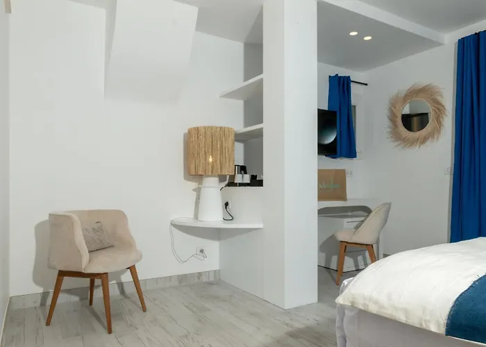 מלון Le Mouillage סן טרופז