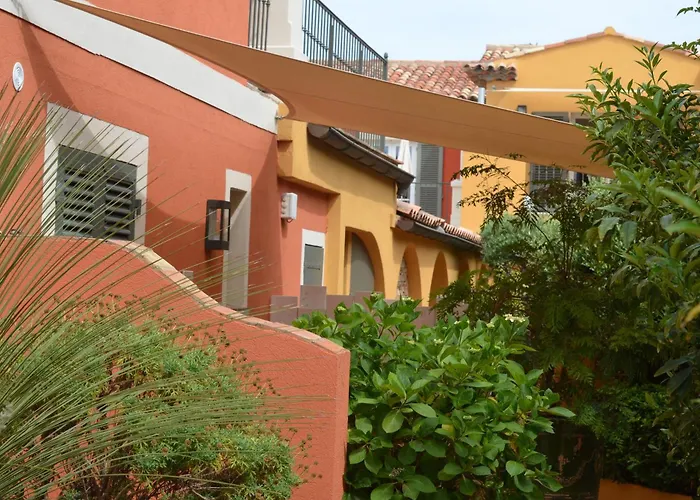 מלון Le Mouillage 4*