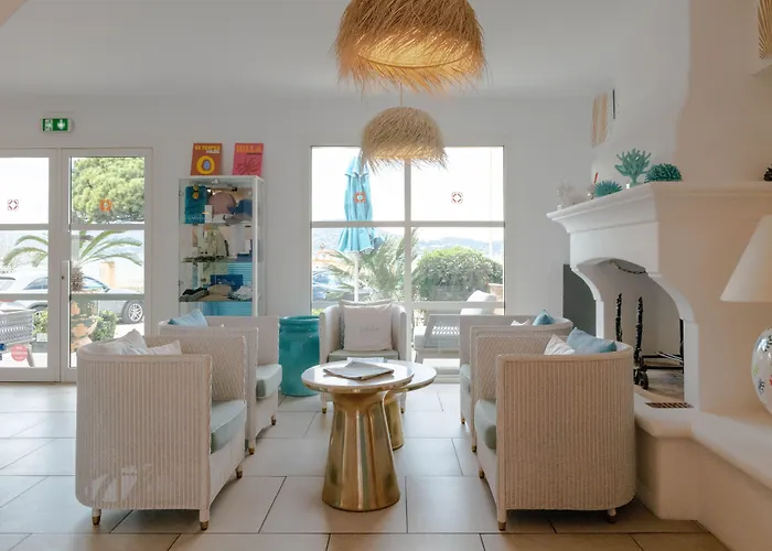 Le Mouillage מלון 4*